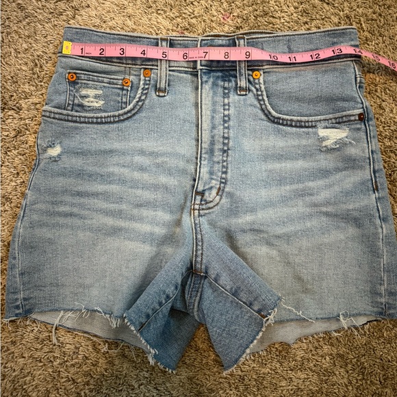 Madewell High-Rise Denim Shorts Light Wash Raw Hem NWT - Picture 6 of 8